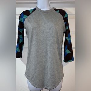 LuLaRoe gray 3/4 sleeve shirt with black, green, and blue pattern